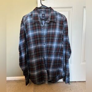 GAP Men's Casual Plaid Shirt - Black, Red, and Blue